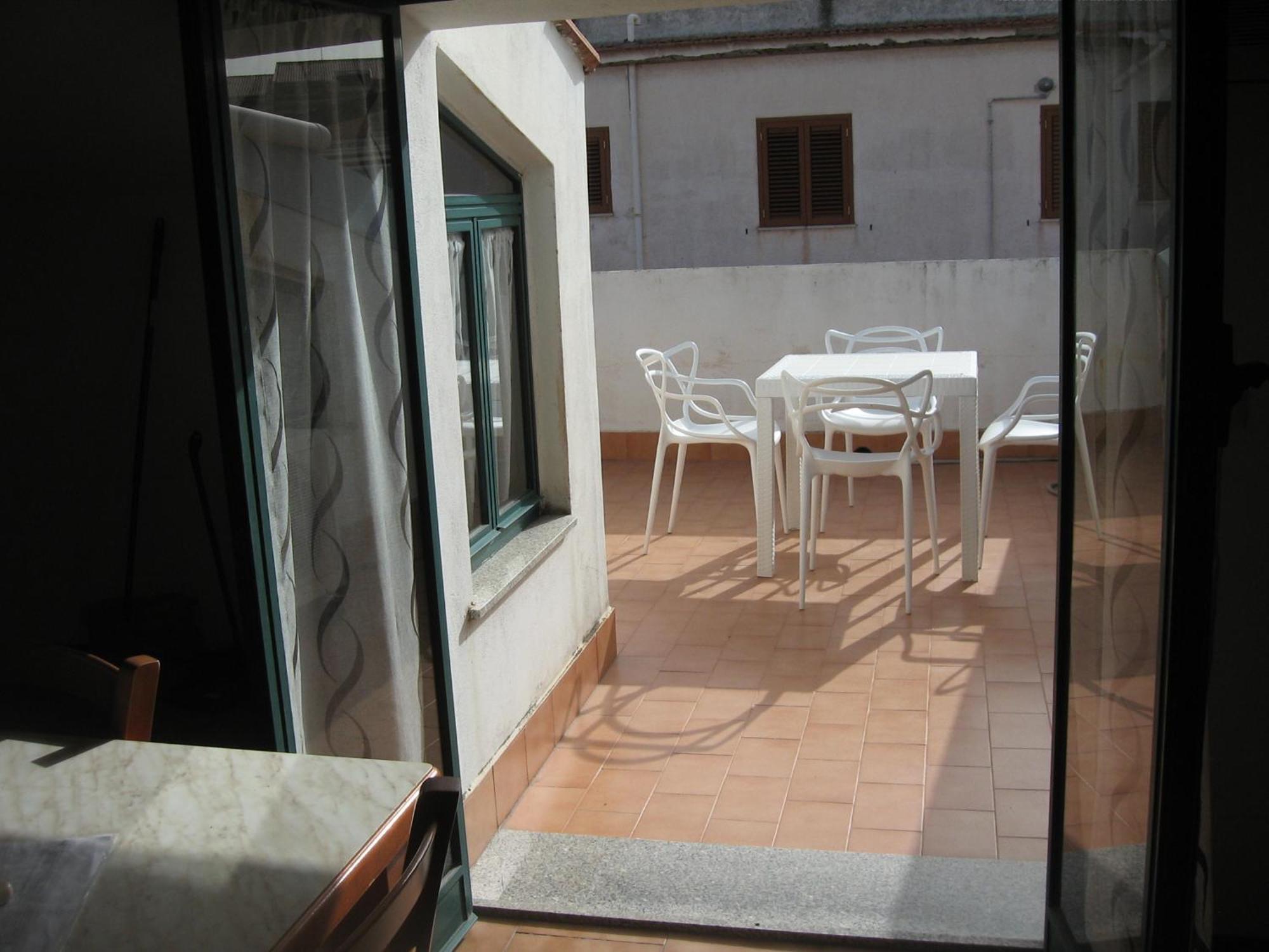 Nino'S Apartments Giardini Naxos Exteriör bild