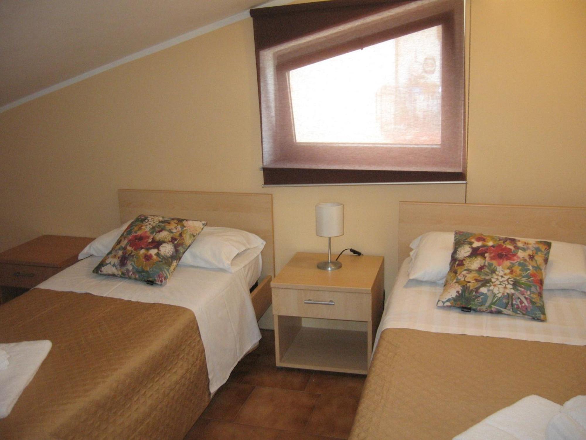Nino'S Apartments Giardini Naxos Exteriör bild
